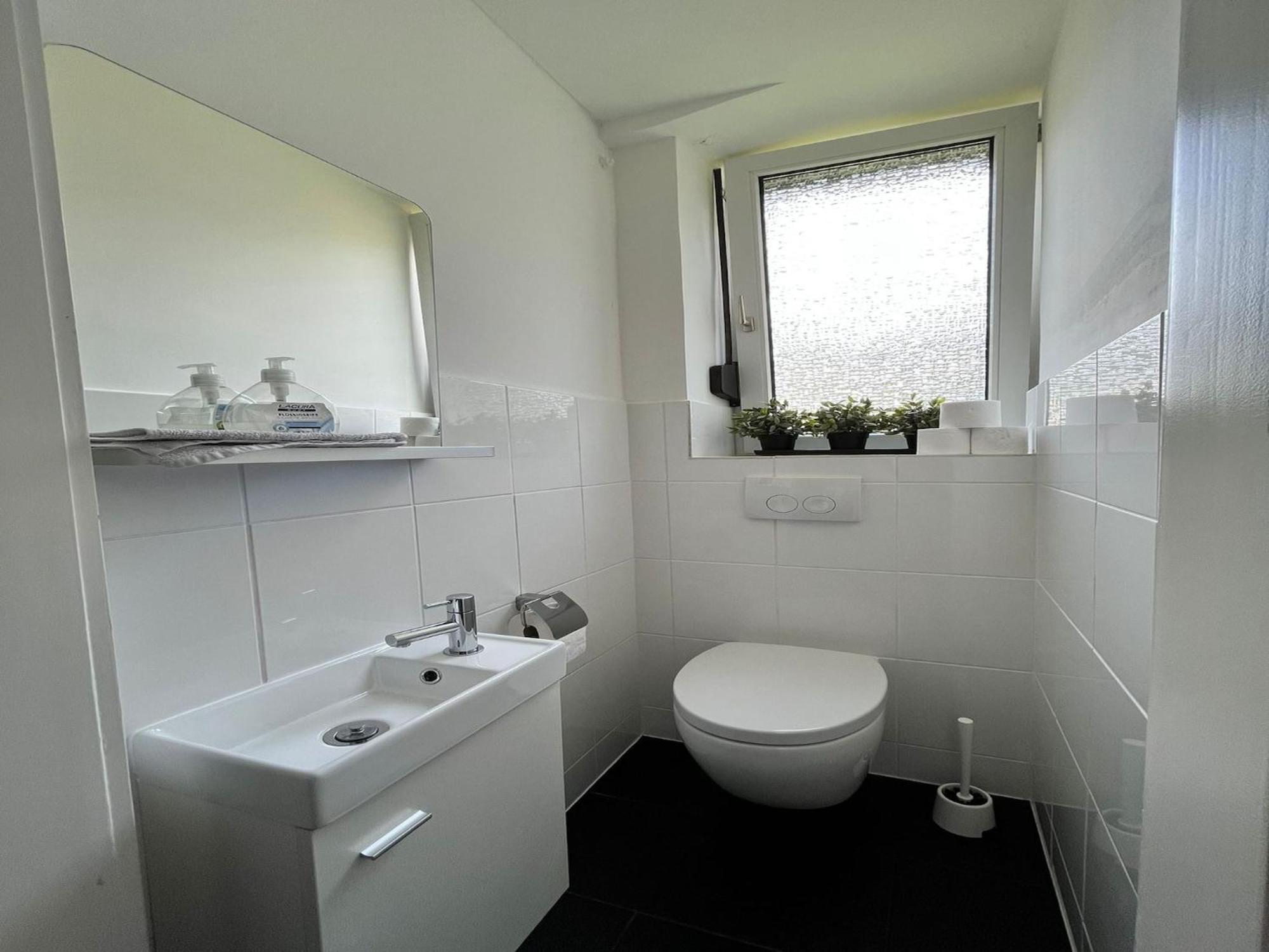 Spacious Apartment In Weser Uplands With Garden Bad Pyrmont Ngoại thất bức ảnh
