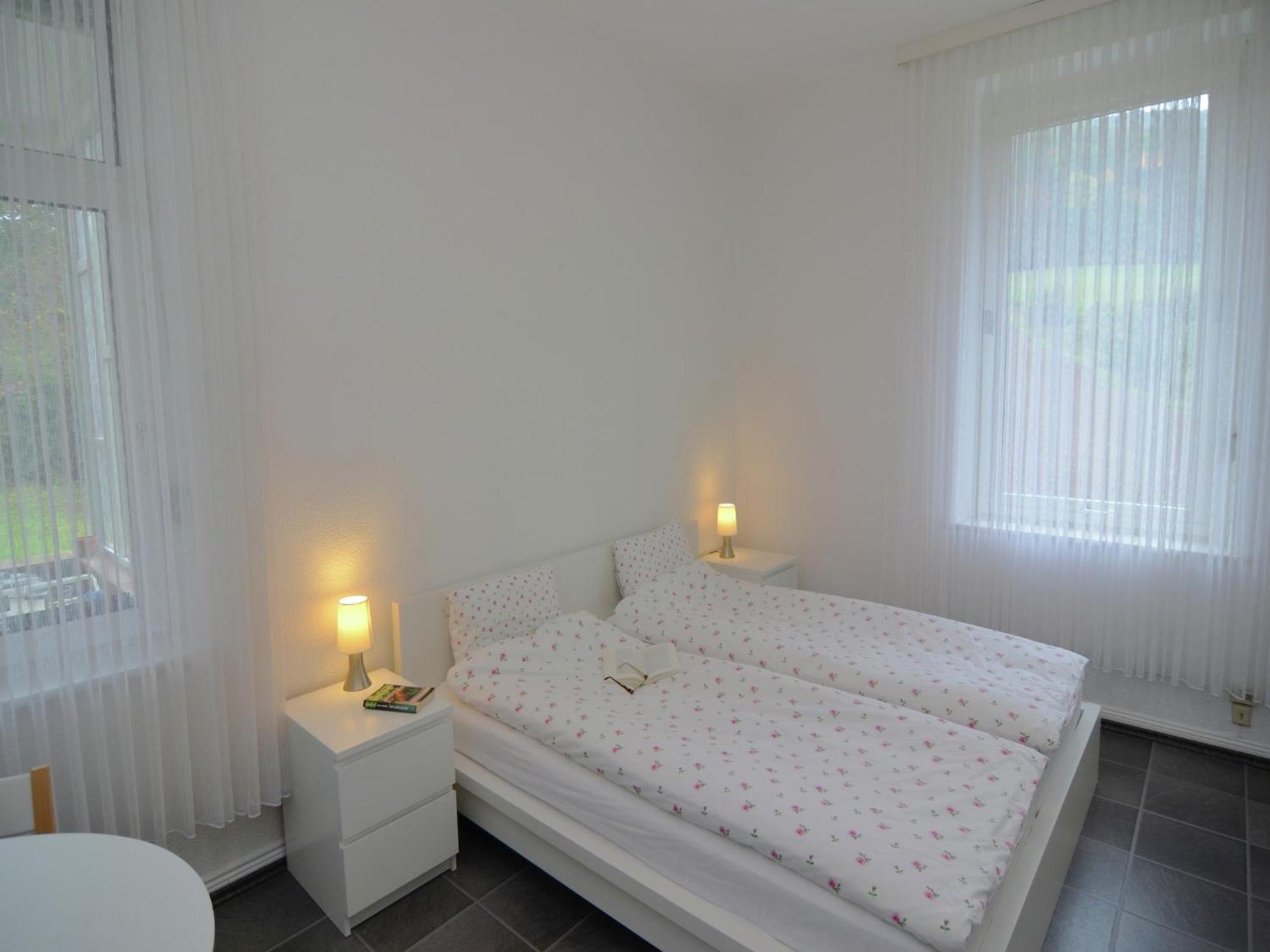 Spacious Apartment In Weser Uplands With Garden Bad Pyrmont Ngoại thất bức ảnh
