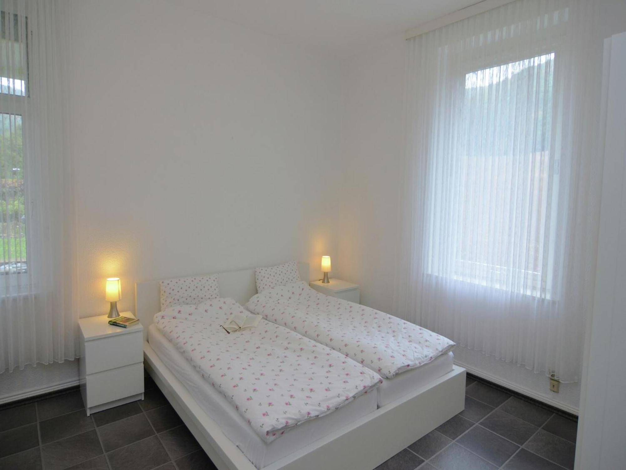 Spacious Apartment In Weser Uplands With Garden Bad Pyrmont Ngoại thất bức ảnh