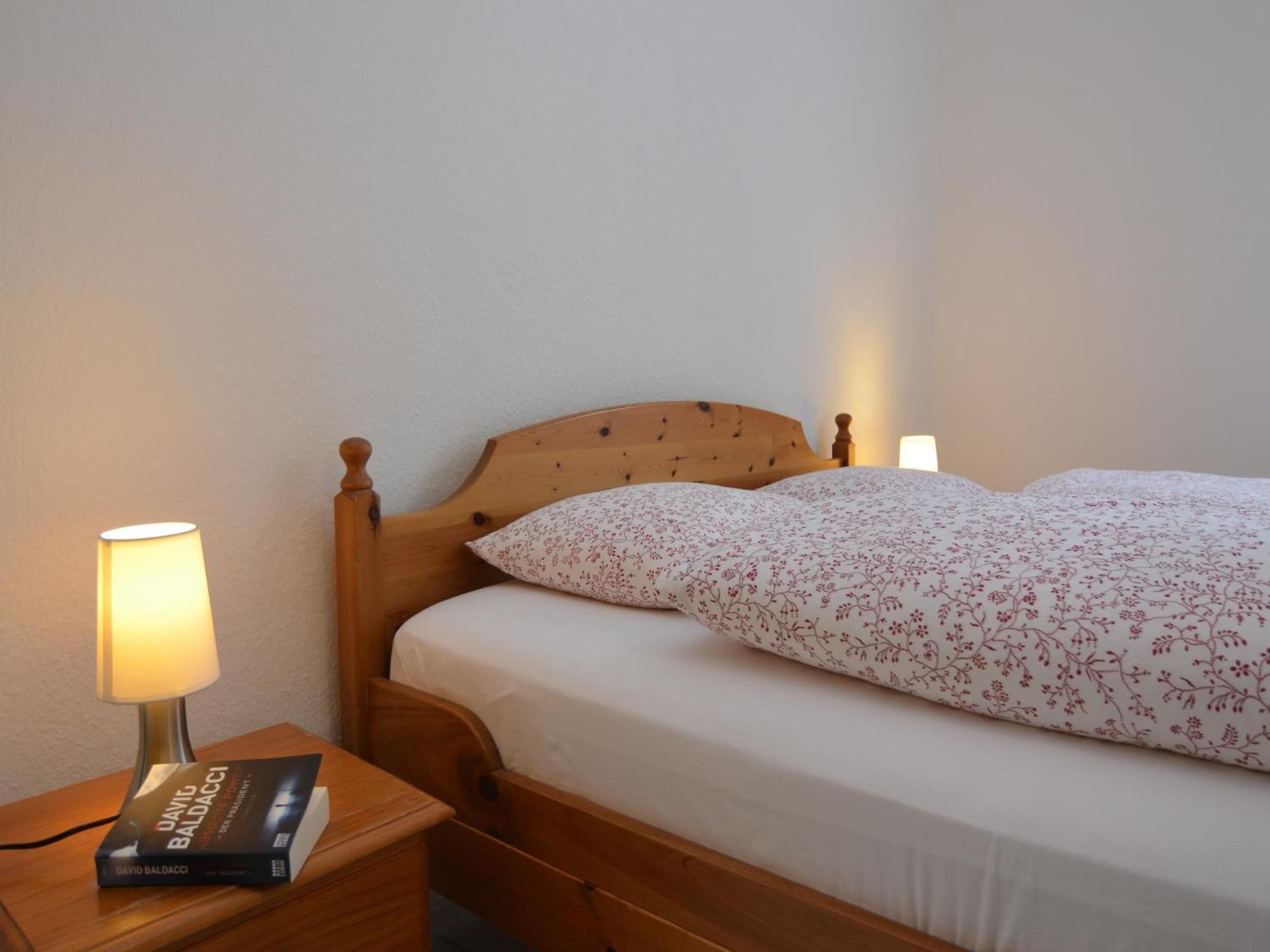 Spacious Apartment In Weser Uplands With Garden Bad Pyrmont Ngoại thất bức ảnh